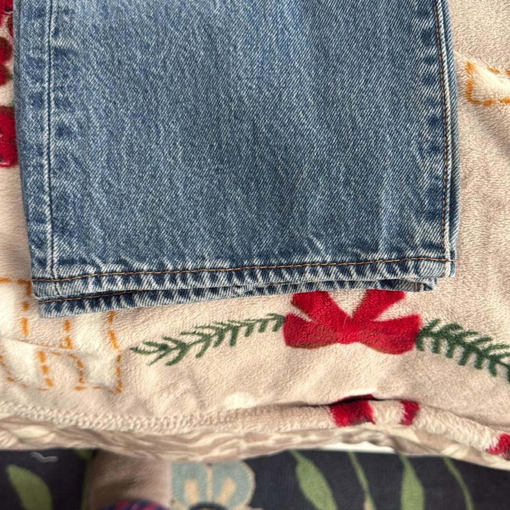 Men’s Levi jeans - Picture 3 of 10